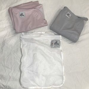 2 Gently Used Ollie Swaddles + 2 mesh bags